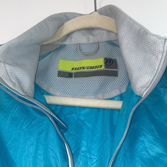 Novara women’s lightweight bicycle jacket - small - Picture 2 of 3